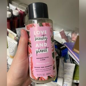 Love Beauty and Planet Shampoo NWT